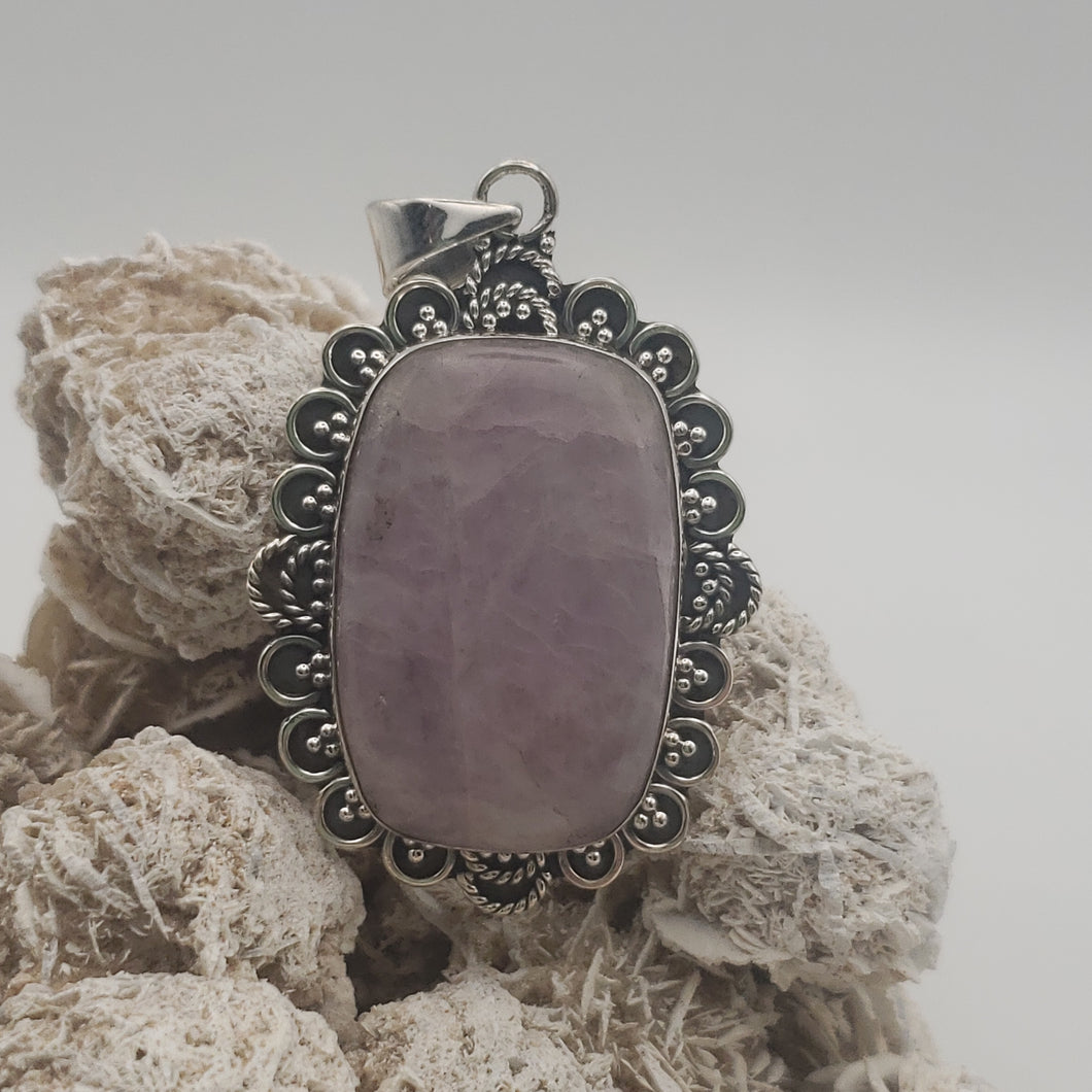 Kunzite Sterling Silver Pendant with 20in Sterling Silver Necklace