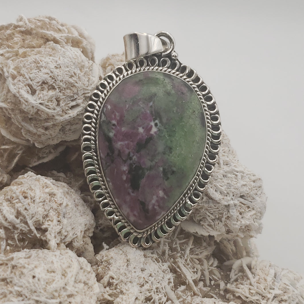 Ruby Zoisite Sterling Silver Pendant with 20in Sterling Silver Necklace