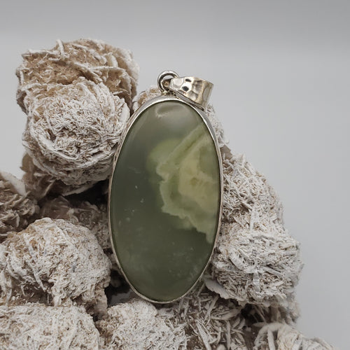 Green Chalcedony Sterling Silver Pendant with 20